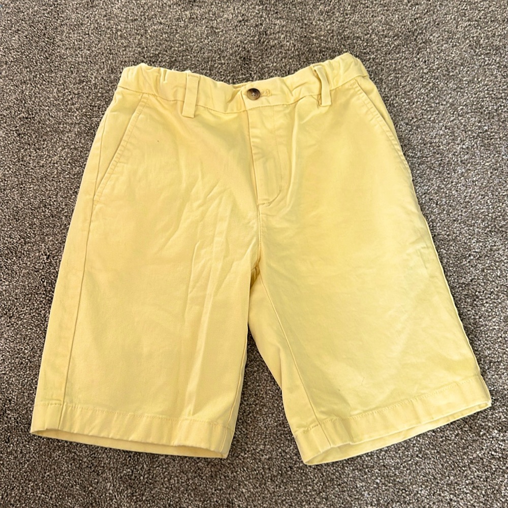 NWOT- Vineyard Vines Breaker shorts. Boys size 12